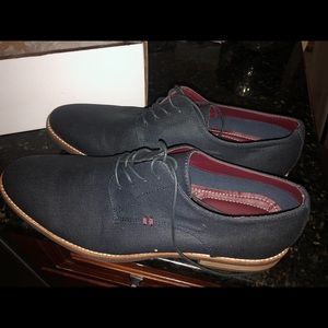 Navy Men’s Oxford Shoes